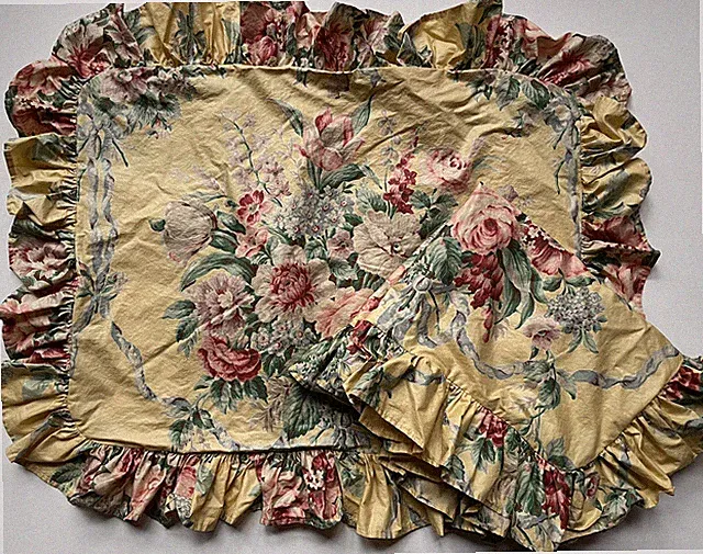 EUC Pair Ralph Lauren EVELYN Standard PILLOW SHAMS CHINTZ Yellow FLORAL Blue BOW