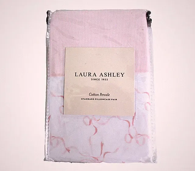 Laura Ashley Trailing Bows Print Set of 2 Cotton Standard Pillowcases NEW