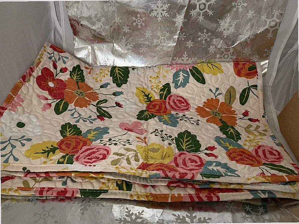 ❤️NEW Country Flowers 2 Standard Size Pillow Shams Envelope Bow Tie Closure