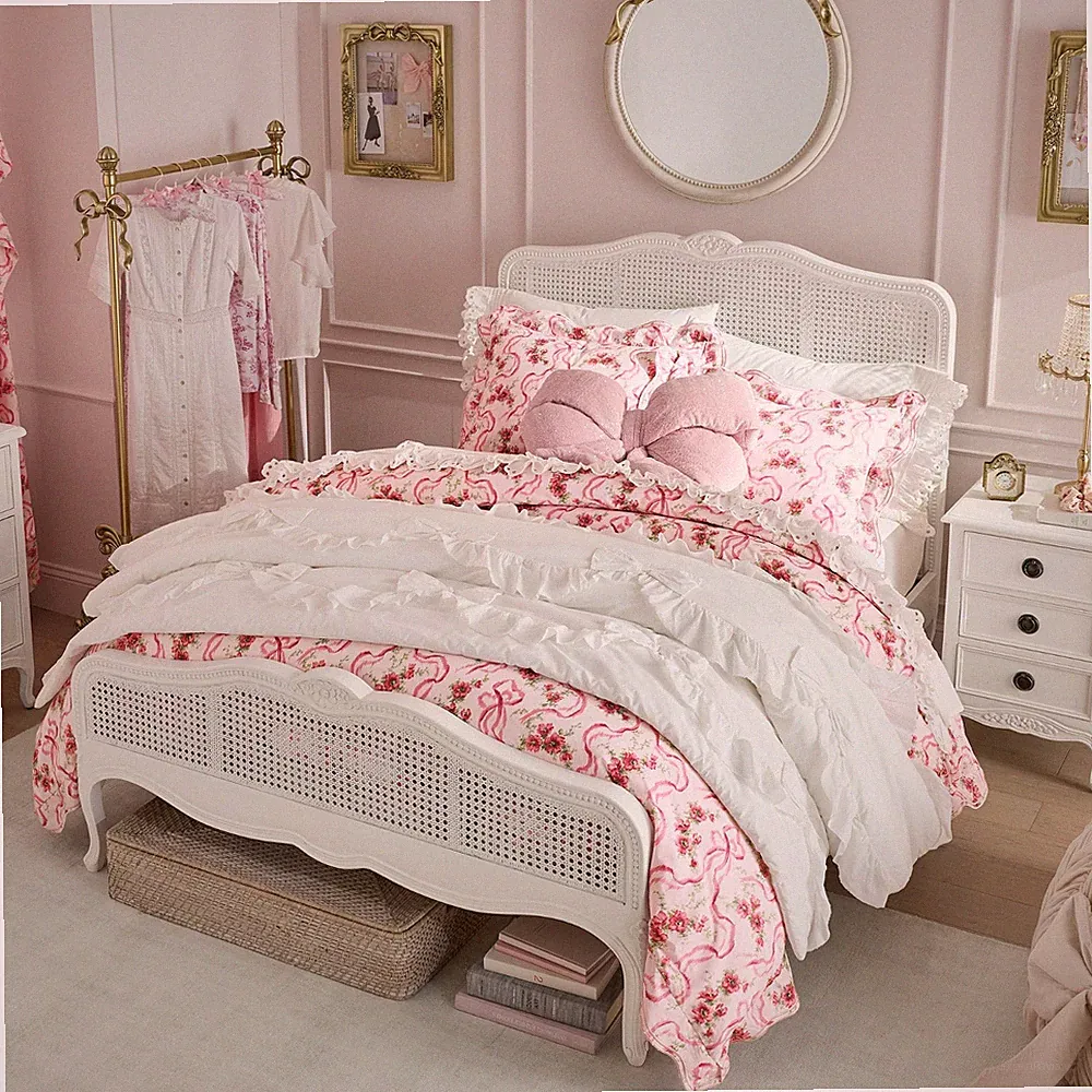 Potterybarn LoveShackFancy Ruffle Bow Quilt