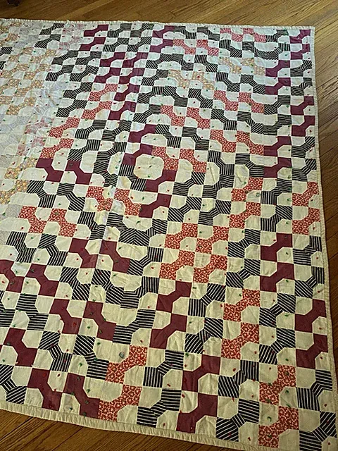 Vintage Antique Tie Comfort Quilt Bed Cover Farmhouse 67" x 78" Bow Tie pattern